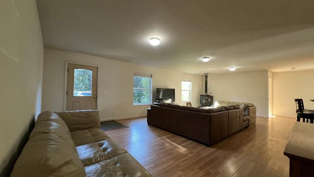 250 Gibson Creek Road, Whitethorn, CA 95589