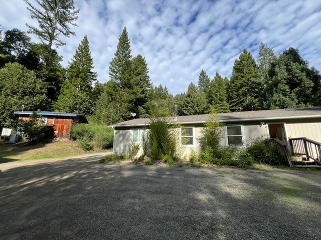 250 Gibson Creek Road, Whitethorn, CA 95589