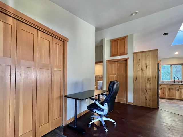 250 Gibson Creek Road, Whitethorn, CA 95589