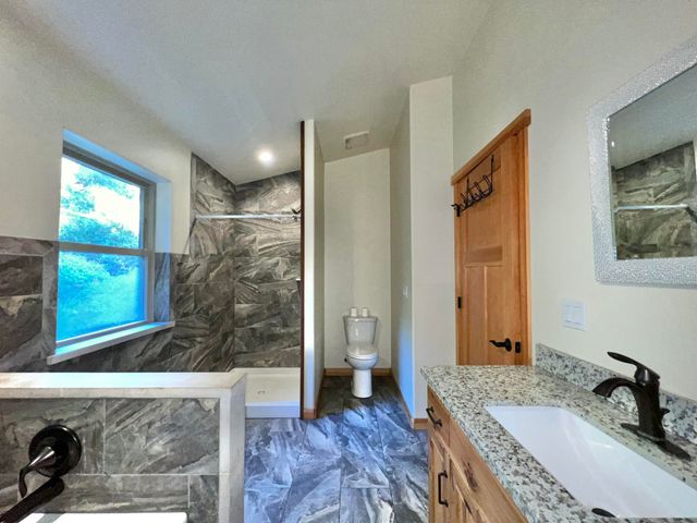 250 Gibson Creek Road, Whitethorn, CA 95589