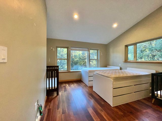 250 Gibson Creek Road, Whitethorn, CA 95589