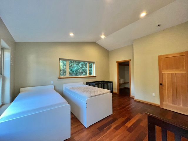 250 Gibson Creek Road, Whitethorn, CA 95589