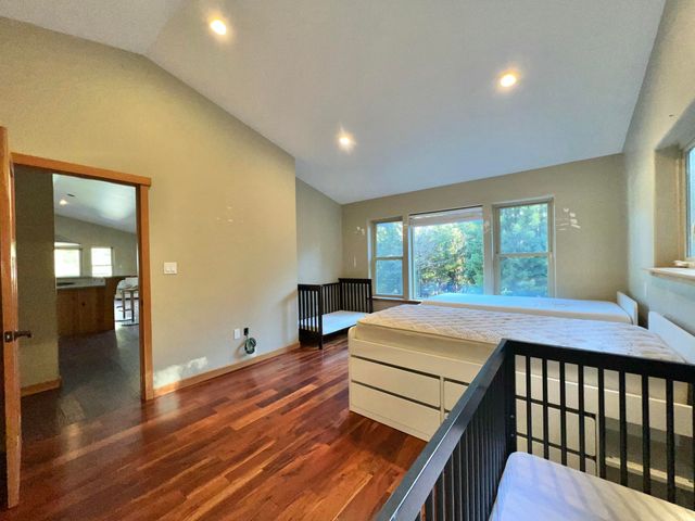 250 Gibson Creek Road, Whitethorn, CA 95589