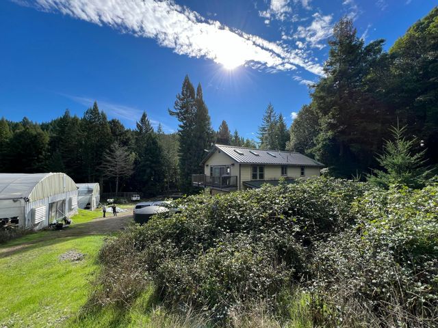 250 Gibson Creek Road, Whitethorn, CA 95589