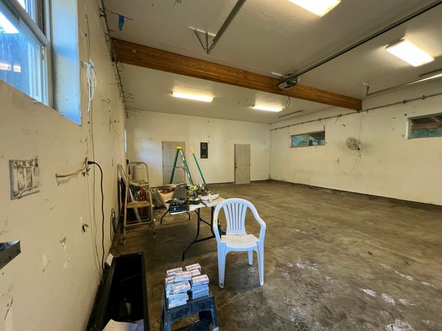 250 Gibson Creek Road, Whitethorn, CA 95589