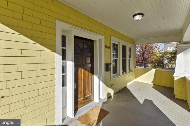 1048 N DANIEL ST, Arlington, VA 22201