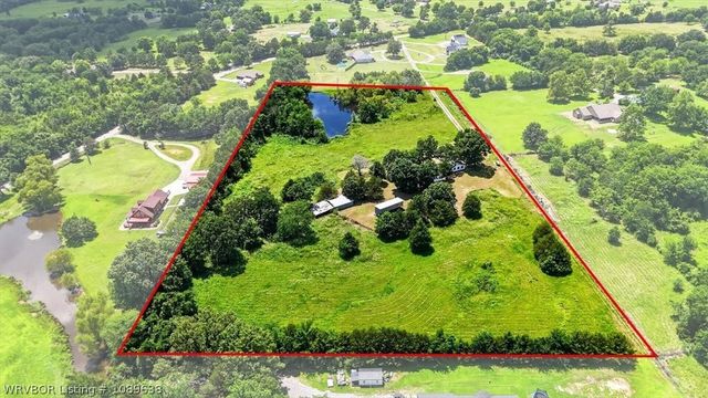 1101 Huckleberry Lane, Huntington, AR 72940