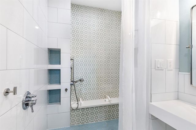 17302 Pipestone Point Court, Humble, TX 77346