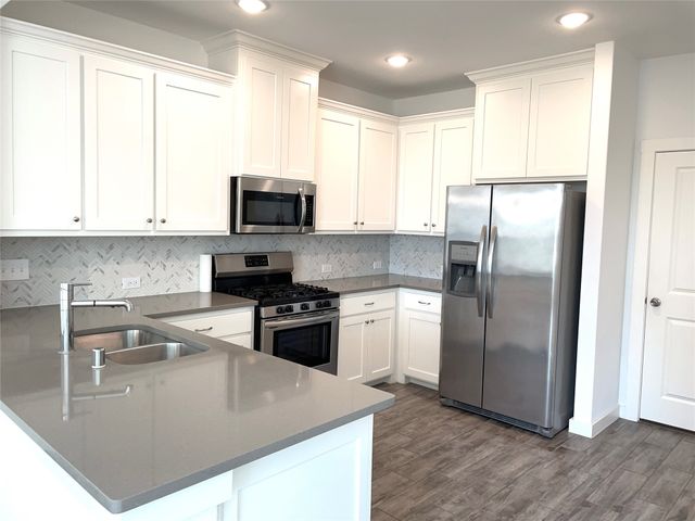 3913 Crown Avenue, Mckinney, TX 75070