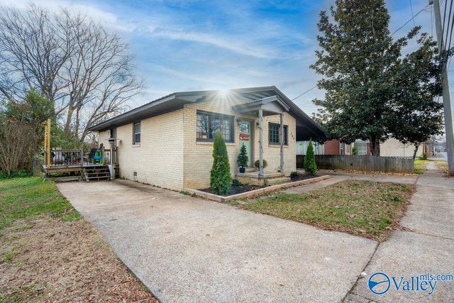 204 E Charlotte Avenue, Scottsboro, AL 35768