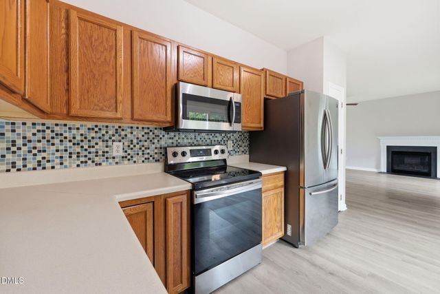 103 Castlebridge Court, Apex, NC 27502