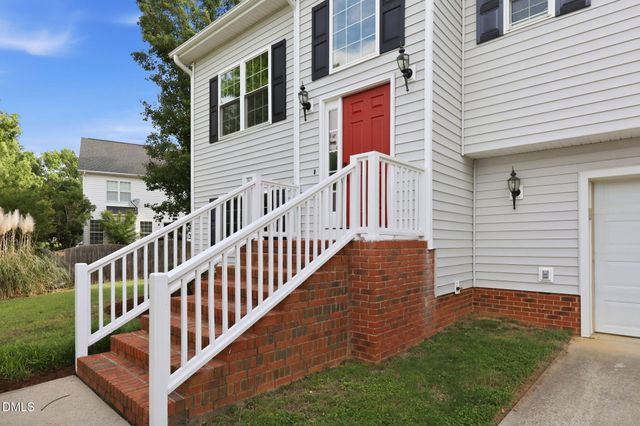 103 Castlebridge Court, Apex, NC 27502