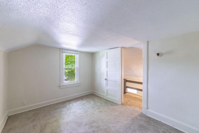 2222 N 51St STREET, Milwaukee, WI 53208