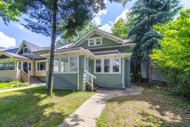 2222 N 51St STREET, Milwaukee, WI 53208