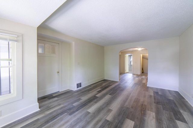2222 N 51St STREET, Milwaukee, WI 53208
