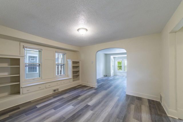2222 N 51St STREET, Milwaukee, WI 53208