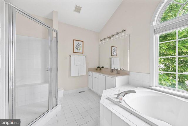 207 CREEK VALLEY LN, Rockville, MD 20850