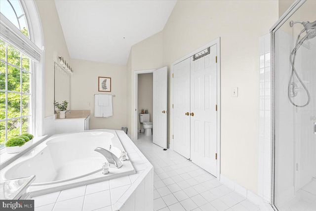 207 CREEK VALLEY LN, Rockville, MD 20850