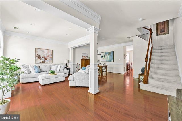 207 CREEK VALLEY LN, Rockville, MD 20850