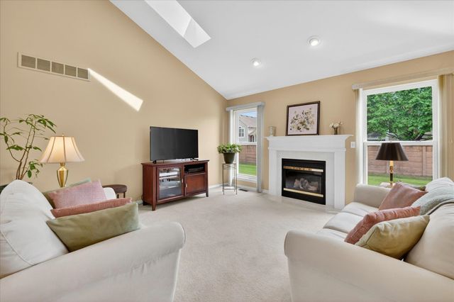 4288 Gardenia Drive, Sterling Heights, MI 48314