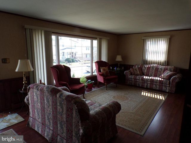 1417 MARGARET ST, Reading, PA 19605