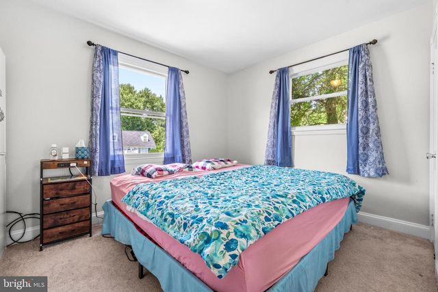733 LEAFYDALE TER, Pikesville, MD 21208