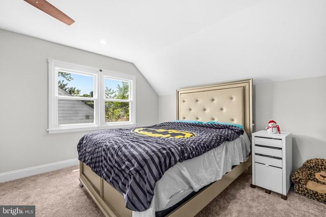 733 LEAFYDALE TER, Pikesville, MD 21208
