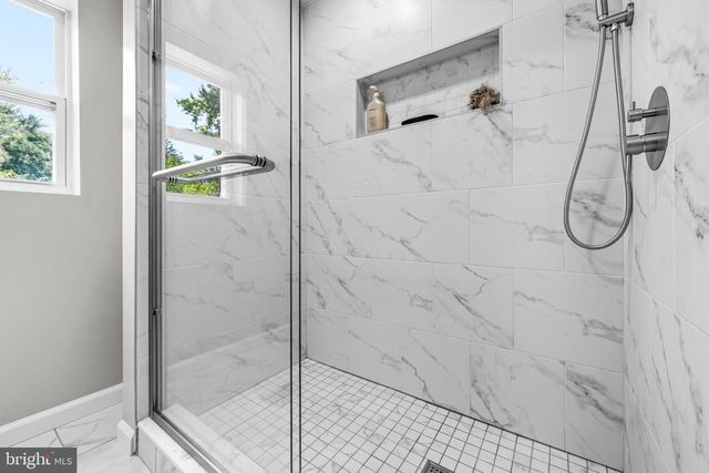 733 LEAFYDALE TER, Pikesville, MD 21208