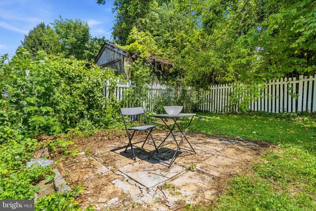 733 LEAFYDALE TER, Pikesville, MD 21208