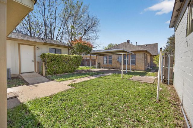 3315 Rogers Avenue, Fort Worth, TX 76109