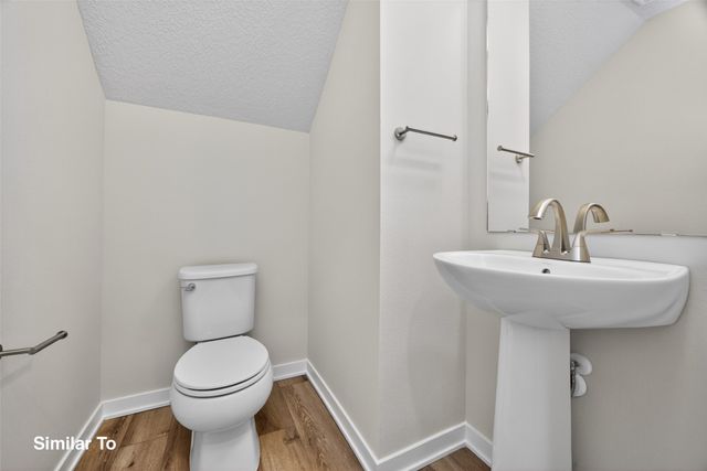9144 Robinson Drive, West Des Moines, IA 50266