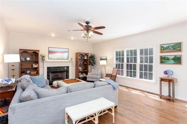 665 Braidwood NW, Acworth, GA 30101