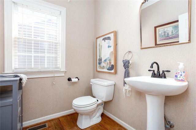 665 Braidwood NW, Acworth, GA 30101