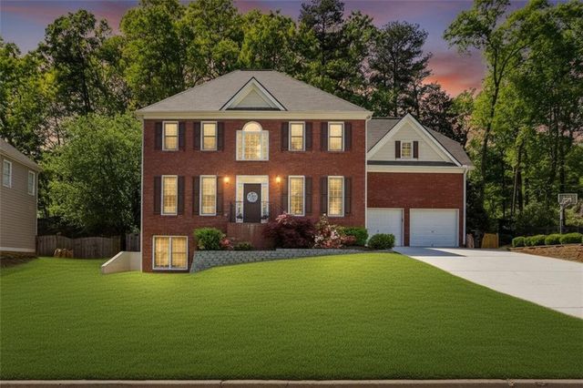 665 Braidwood NW, Acworth, GA 30101