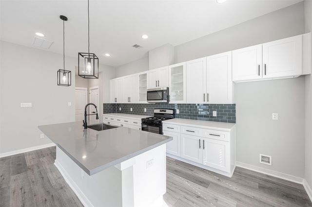 8402 Berry Green Lane, Houston, TX 77022