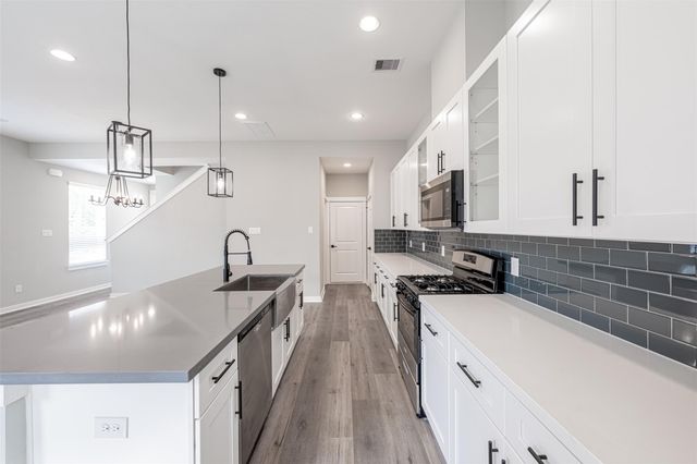 8402 Berry Green Lane, Houston, TX 77022
