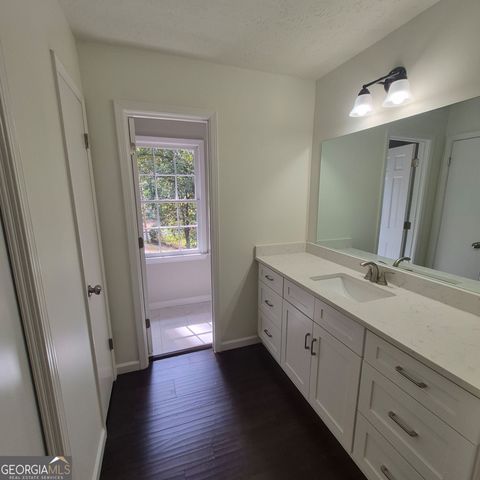 2201 Brookfield Circle, Lawrenceville, GA 30043