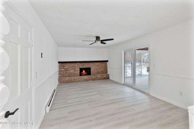 14590 Liberty Hi Road, Bowling Green, OH 43402