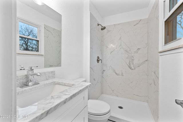 14590 Liberty Hi Road, Bowling Green, OH 43402