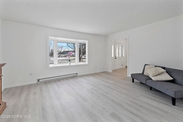 14590 Liberty Hi Road, Bowling Green, OH 43402