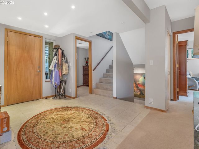 325 W NIAGARA Ave, Astoria, OR 97103