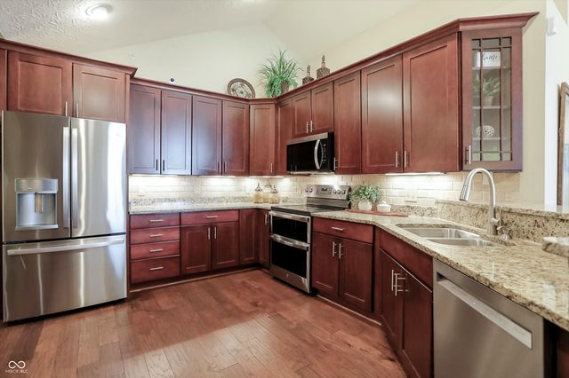 5718 Lifestyle Drive, Indianapolis, IN 46237