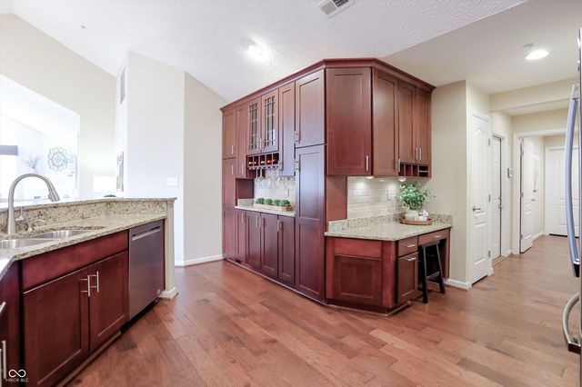 5718 Lifestyle Drive, Indianapolis, IN 46237