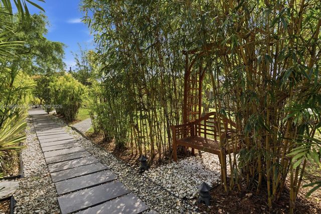 27521 SW 154th Ave, Homestead, FL 33032