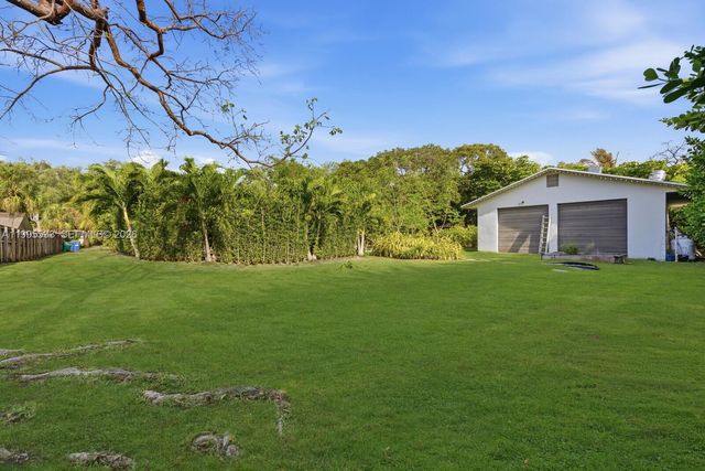 27521 SW 154th Ave, Homestead, FL 33032