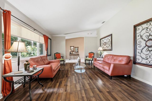 27521 SW 154th Ave, Homestead, FL 33032