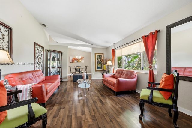 27521 SW 154th Ave, Homestead, FL 33032