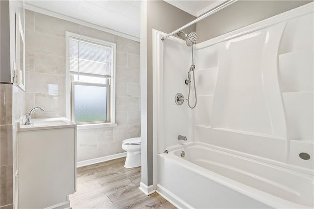 316 Quincy Ave, Mt Oliver, PA 15210