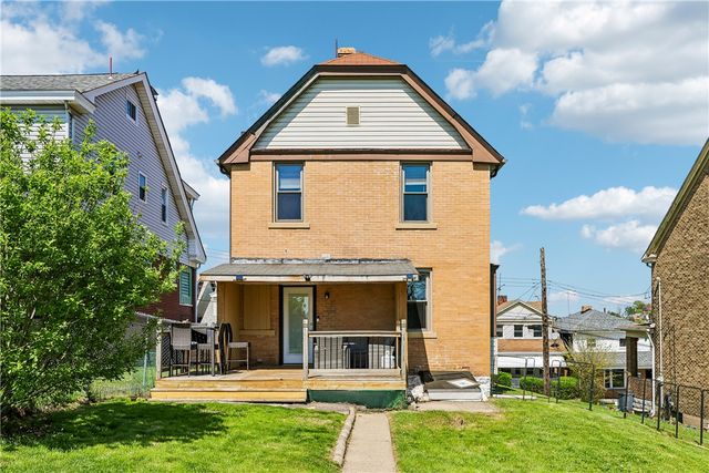 316 Quincy Ave, Mt Oliver, PA 15210