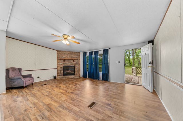 1895 Highway 48 S, Centerville, TN 37033